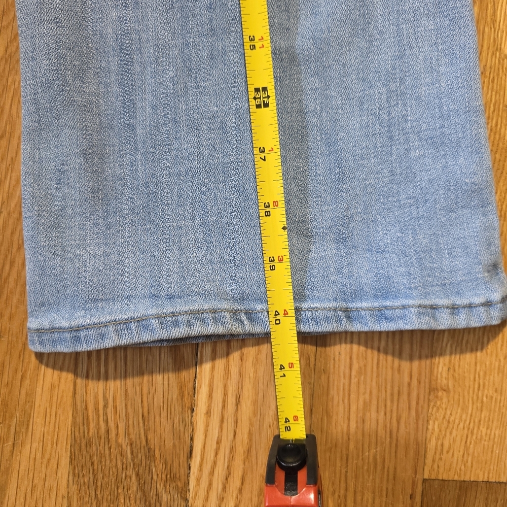 Lucky Brand Women's Light Blue Boot Cut Jeans - Picture 7 of 8